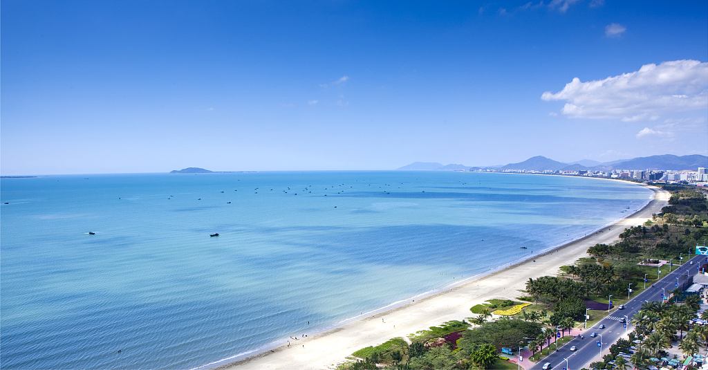 Seascape in Sanya City, south China's Hainan Province. /CFP