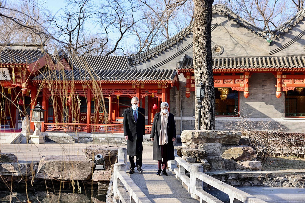Australian Foreign Minister Penny Wong (R) walks with Australian Ambassador to China Graham Fletcher during her visit in Beijing, China, December 21, 2022. /CFP