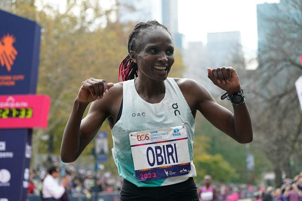 Hellen Obiri of Kenya reacts after winning the New York City Marathon women's race in New York City, November 5, 2023. /CFP