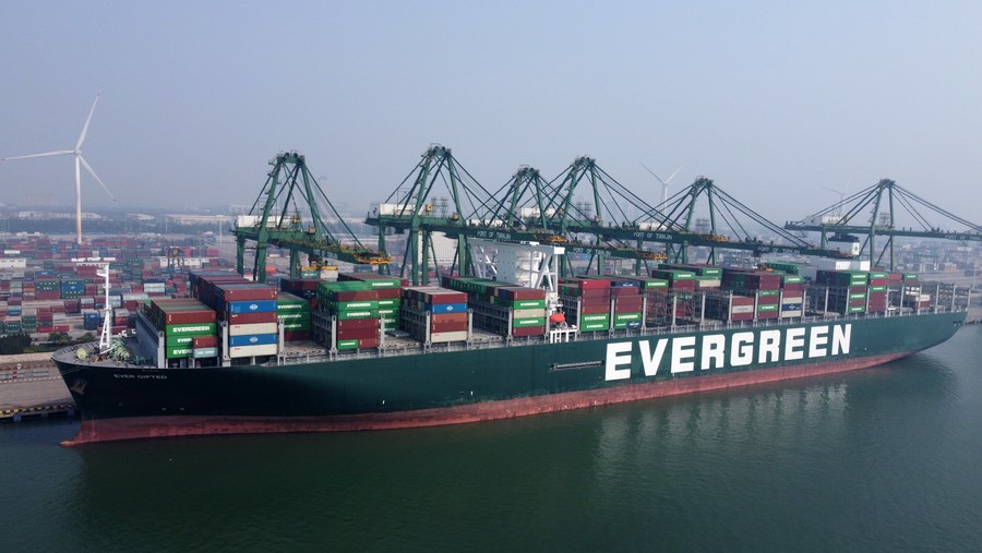 A cargo ship docked at Tianjin Port in north China's Tianjin Municipality, September 18, 2023. /Xinhua