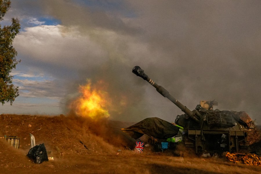 An Israeli artillery unit fires during a military drill in northern Israel bordering Lebanon, November 2, 2023. /Xinhua