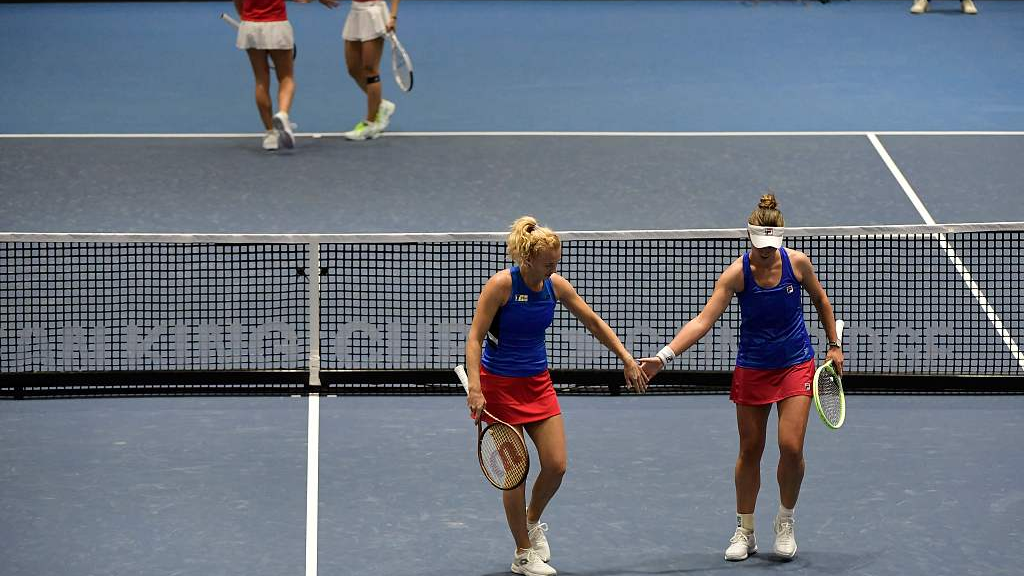 Czech Republic's Barbora Krejcikova and Katerina Siniakova celebrate during the Billie Jean King Cup Finals opener in Seville, Spain, November 7, 2023. /CFP
