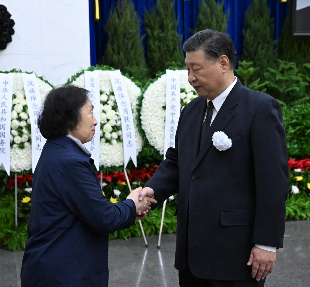 Remains of former Chinese leader Zhou Tienong cremated - CGTN