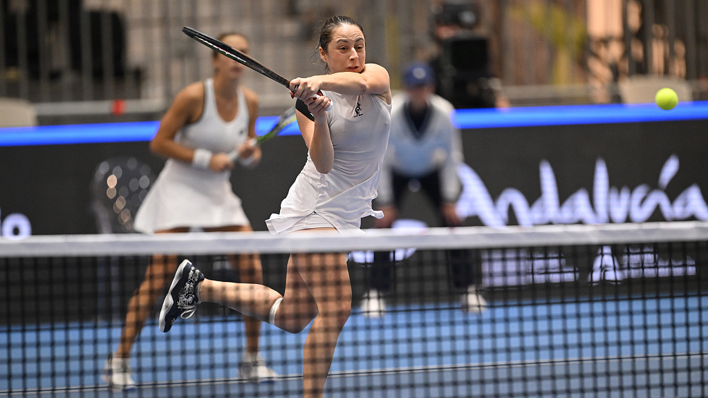 Italian players in action during Billie Jean King Finals Group D match in Seville, Spain, November 9, 2023. /CFP