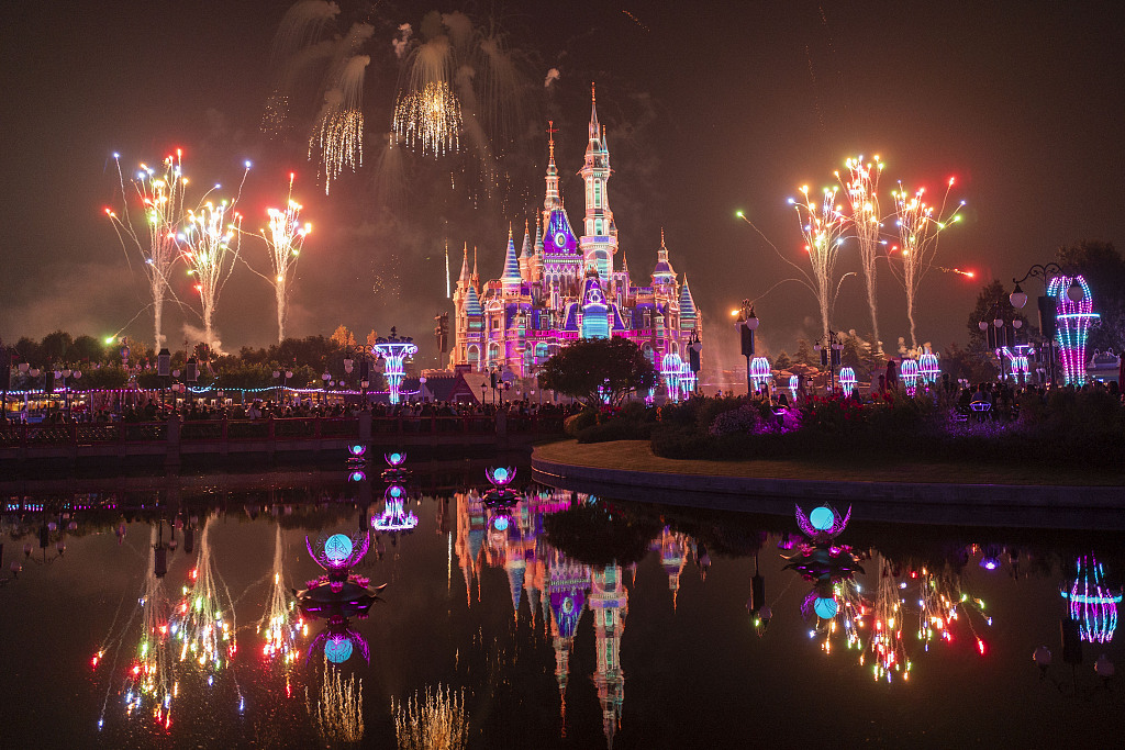 A photo shows the night view of Shanghai Disney Resort on October 30, 2023. /CFP
