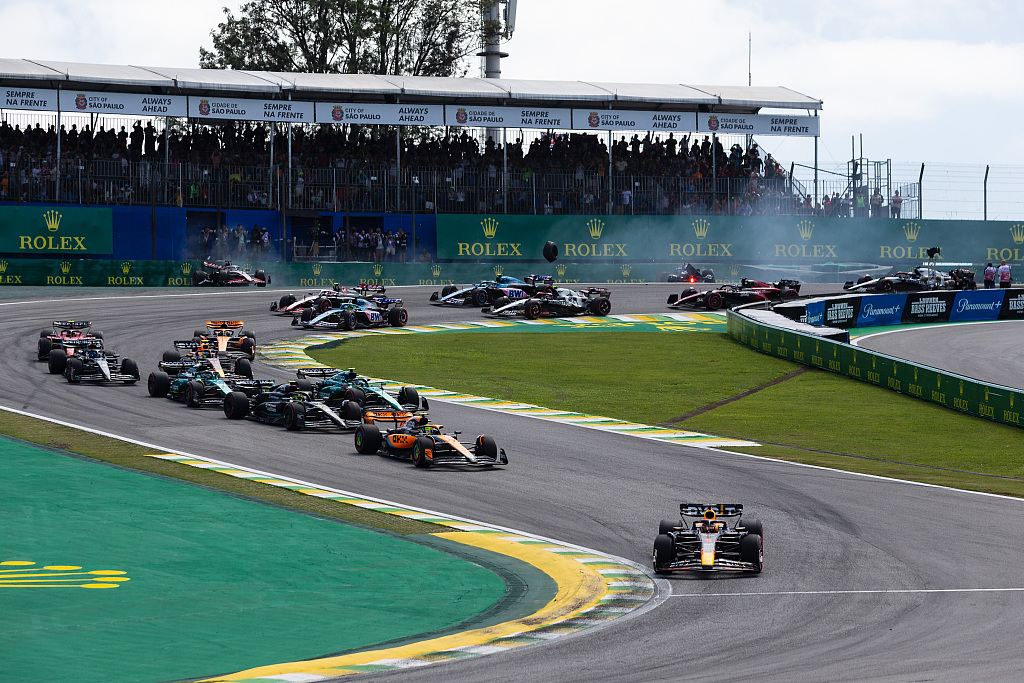 Race cars during the F1 Grand Prix in Sao Paulo, Brazil, November 5, 2023. /CFP