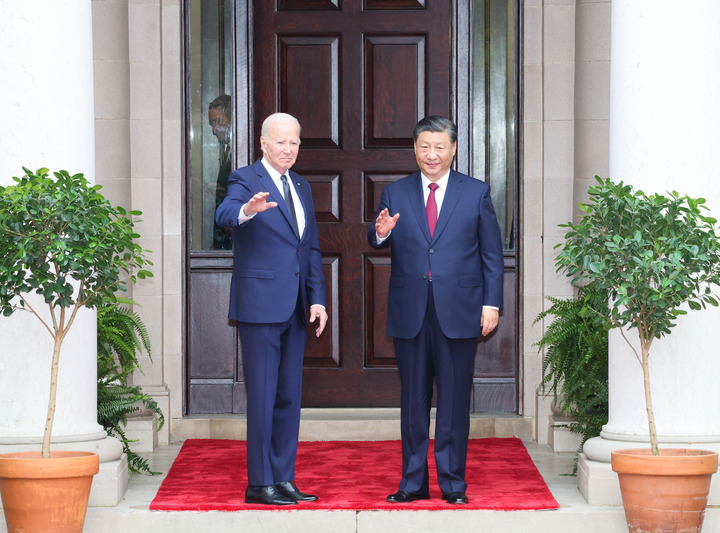 Chinese President Xi Jinping meets with U.S. President Joe Biden at the Filoli Estate in the U.S. state of California, November 15, 2023. /Xinhua