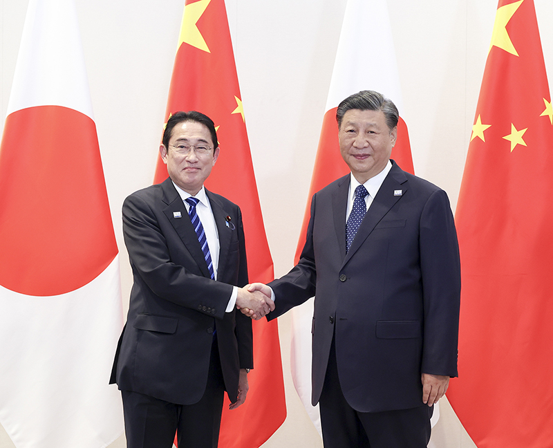 Chinese President Xi Jinping meets with Japanese Prime Minister Fumio Kishida in San Francisco, California, U.S. November 16, 2023. /Xinhua