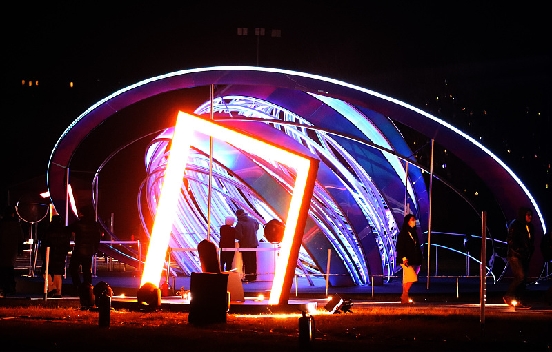 A series of artistic light installations are on display in the Chaoyang district of Beijing to create a series of nighttime light shows, November 18, 2023. /CFP