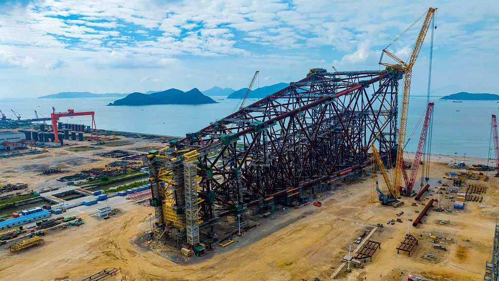 The Haiji-2 deepwater jacket is being constructed in Zhuhai City, south China's Guangdong Province, November 21, 2023. /CFP