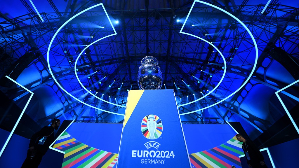 The Euro 2024 trophy is displayed ahead of the qualifying round draw at Messe Frankfurt in Frankfurt, Germany, October 9, 2022. /CFP