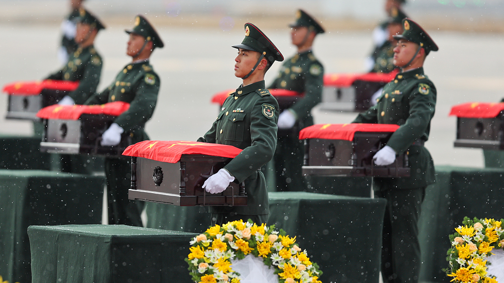 Live: Burial ceremony held for remains of 25 Chinese volunteer soldiers