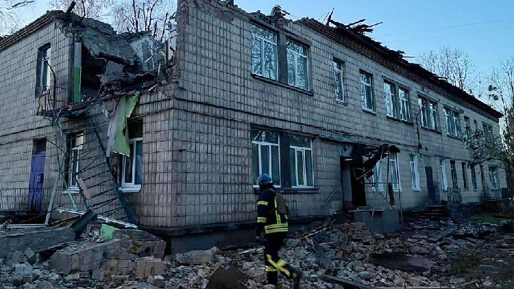 5 Injured After Russia Launched 'record Number' Of Drone Attack On Kyiv ...