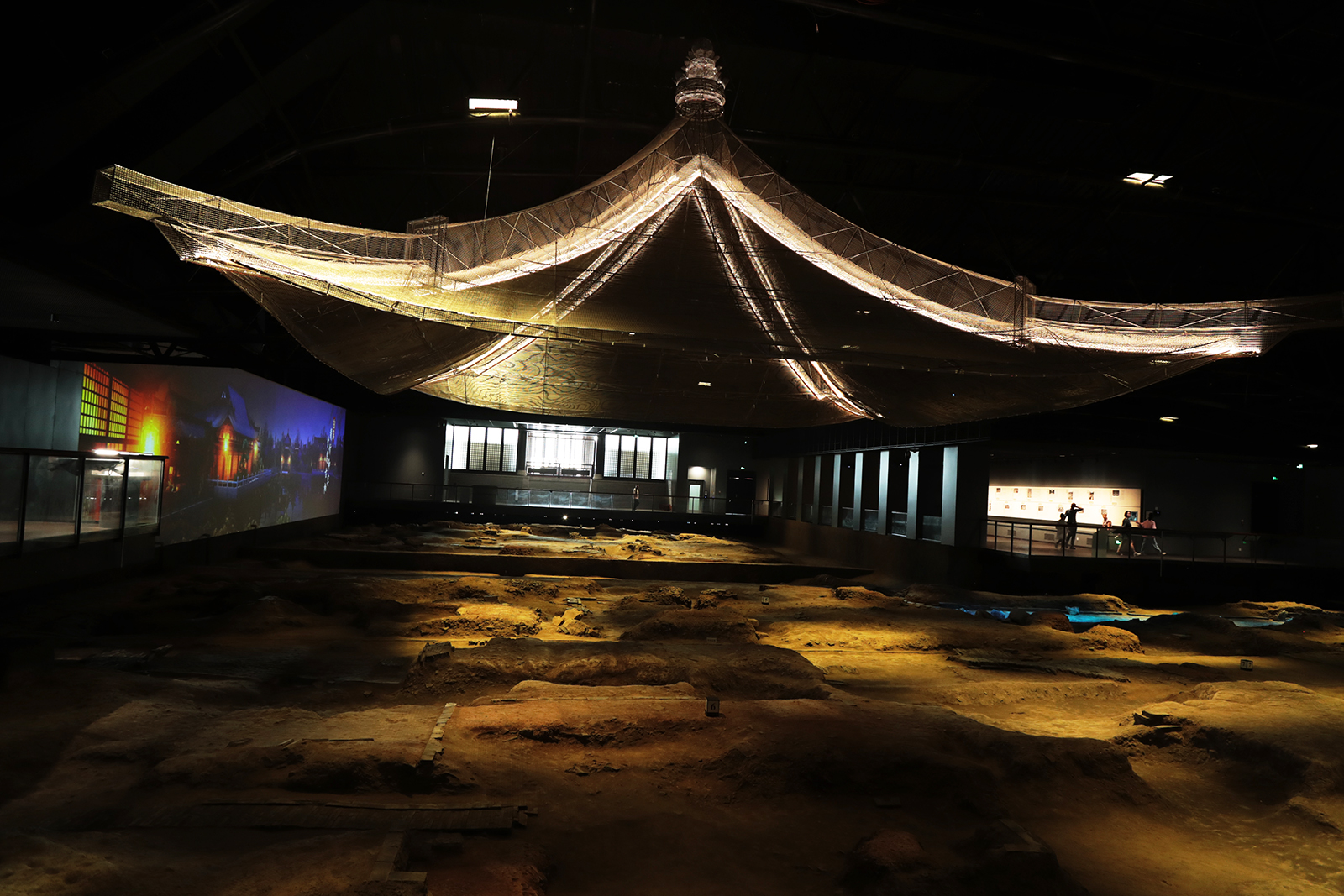 The replica of the roof of a pavilion is seen at the Deshou Palace Ruins Museum in Hangzhou, Zhejiang Province. /CGTN