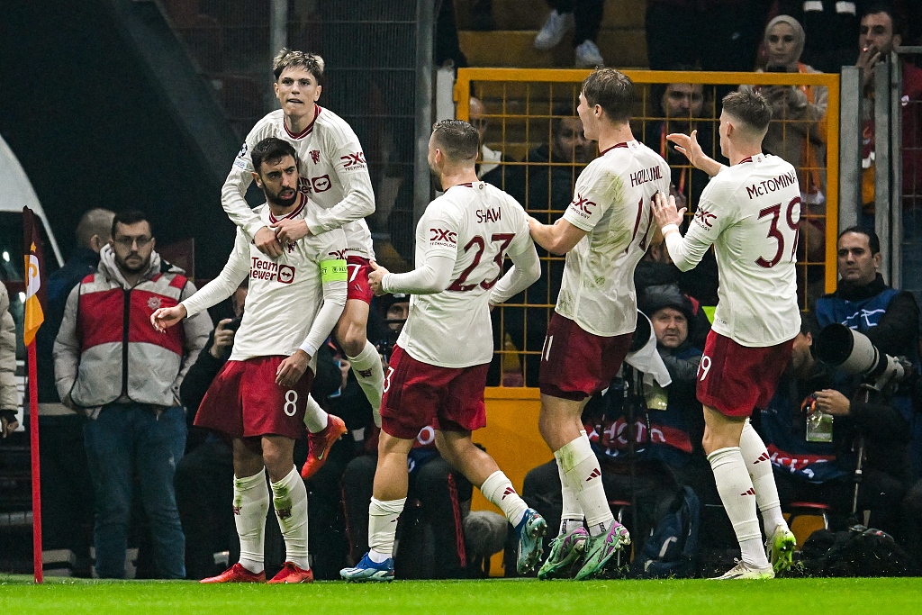 Manchester United players celebrate their two-goal lead during their clash with Galatasaray at Rams Park in Istanbul, Türkiye, November 29, 2023. /CFP