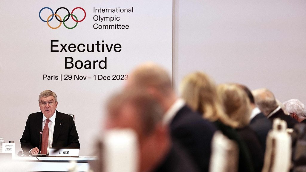 IOC President Thomas Bach speaks at the Executive Board committee meeting in Paris, France, November 29, 2023. /CFP