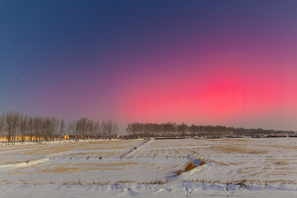 The aurora is witnessed in Jiamusi, Heilongjiang Province on December 1, 2023. /CFP