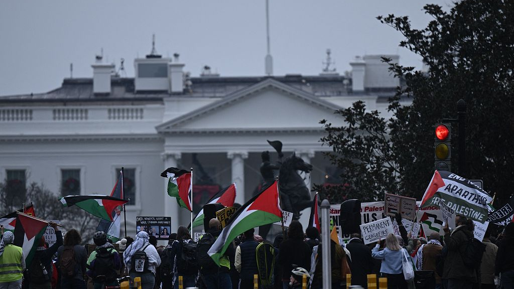 Demonstrators gather in front of the White House during a rally in support of Palestinians in Washington, D.C., on December 2, 2023. /CFP