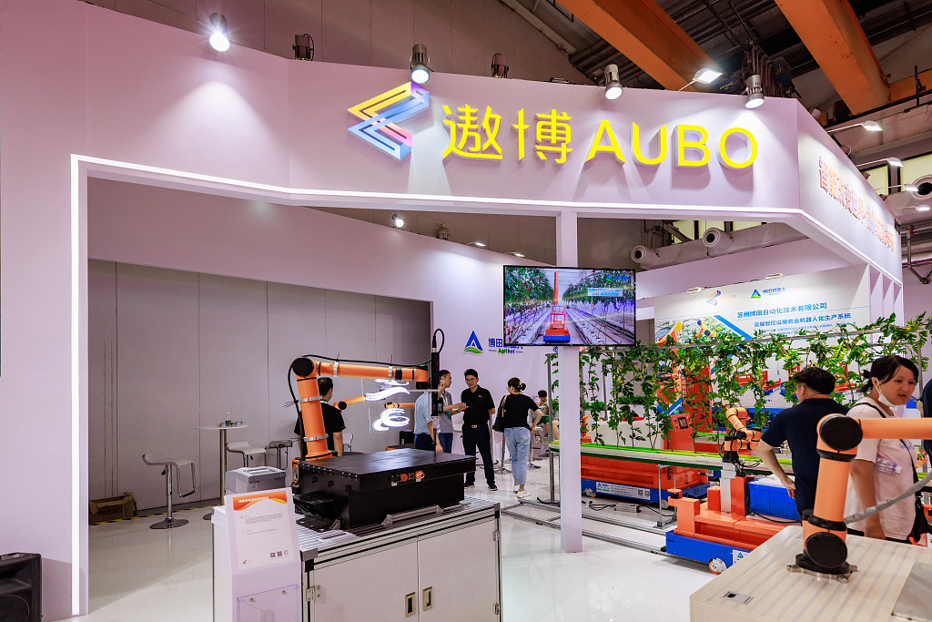 Aubo Robotics Technology products are on display during the 2023 World Robot Conference in Beijing, China, August 19, 2023. /CFP