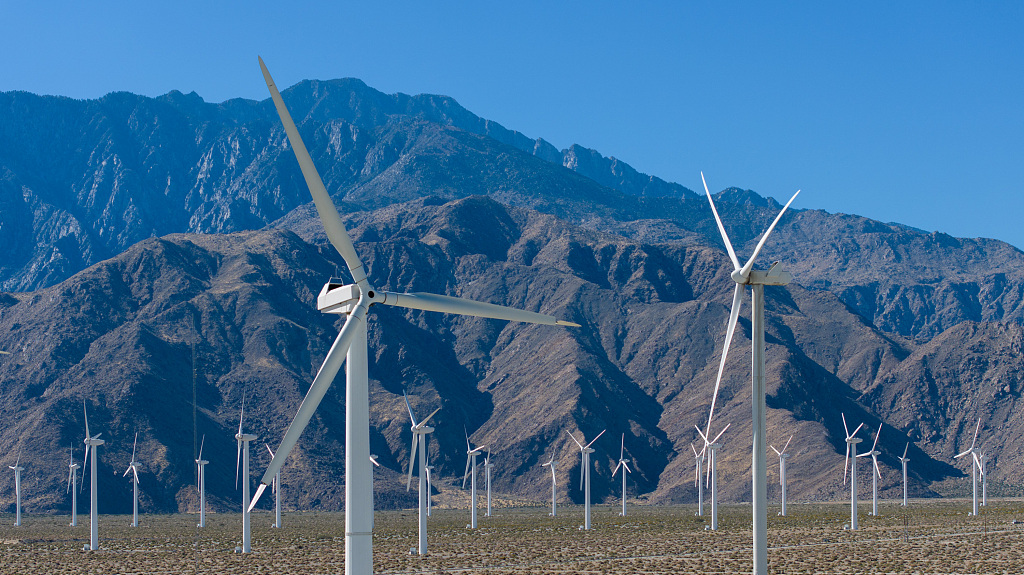 Wind turbine in Riverside County, Los Angeles,  U.S., November 23, 2023 / CFP