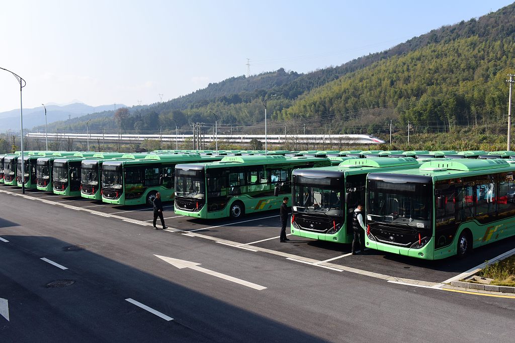 Electric buses are at the bus station in Chenzhou, central China's Hunan Province, December 24, 2021. /CFP
