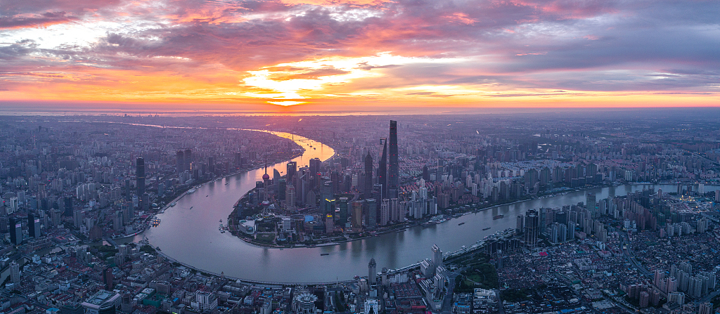 An aerial view of the Shanghai Huangpu River skyline. /CFP 