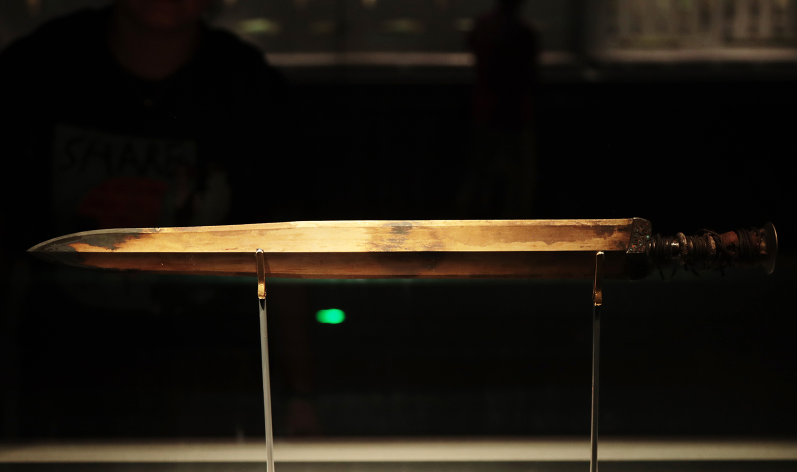Sword of King Zhuji Yushi of Yue dating to the Warring States period (475–221 BC) is on display in the Zhijiang Branch of the Zhejiang Provincial Museum in Hangzhou, Zhejiang Province. /CGTN