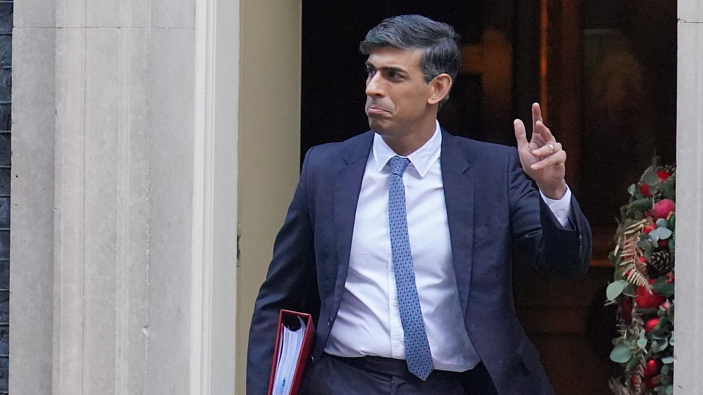 Prime Minister Rishi Sunak departs 10 Downing Street, London, to attend Prime Minister's Questions at the Houses of Parliament, December 6, 2023. /CFP