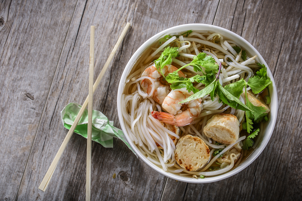 A file photo shows a bowl of pho, which consists of rice noodles, bean sprouts, shrimp, and beef balls. /CFP