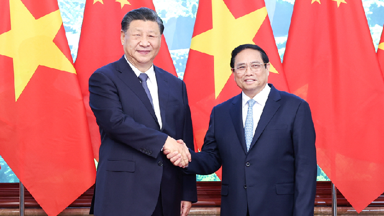 China, Vietnam vow to bring benefits to peoples - CGTN