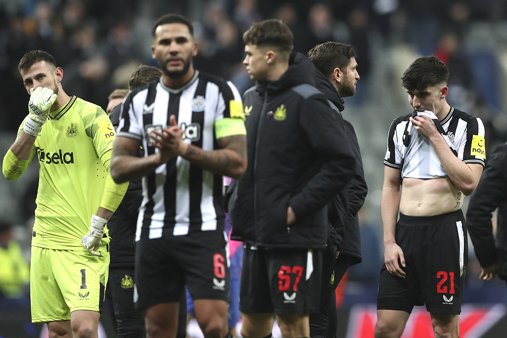 Players of Newcastle United look on after the 2-1 loss to AC Milan in the UEFA Champions League group game at St. James Park in Newcastle, England, December 13, 2023. /CFP