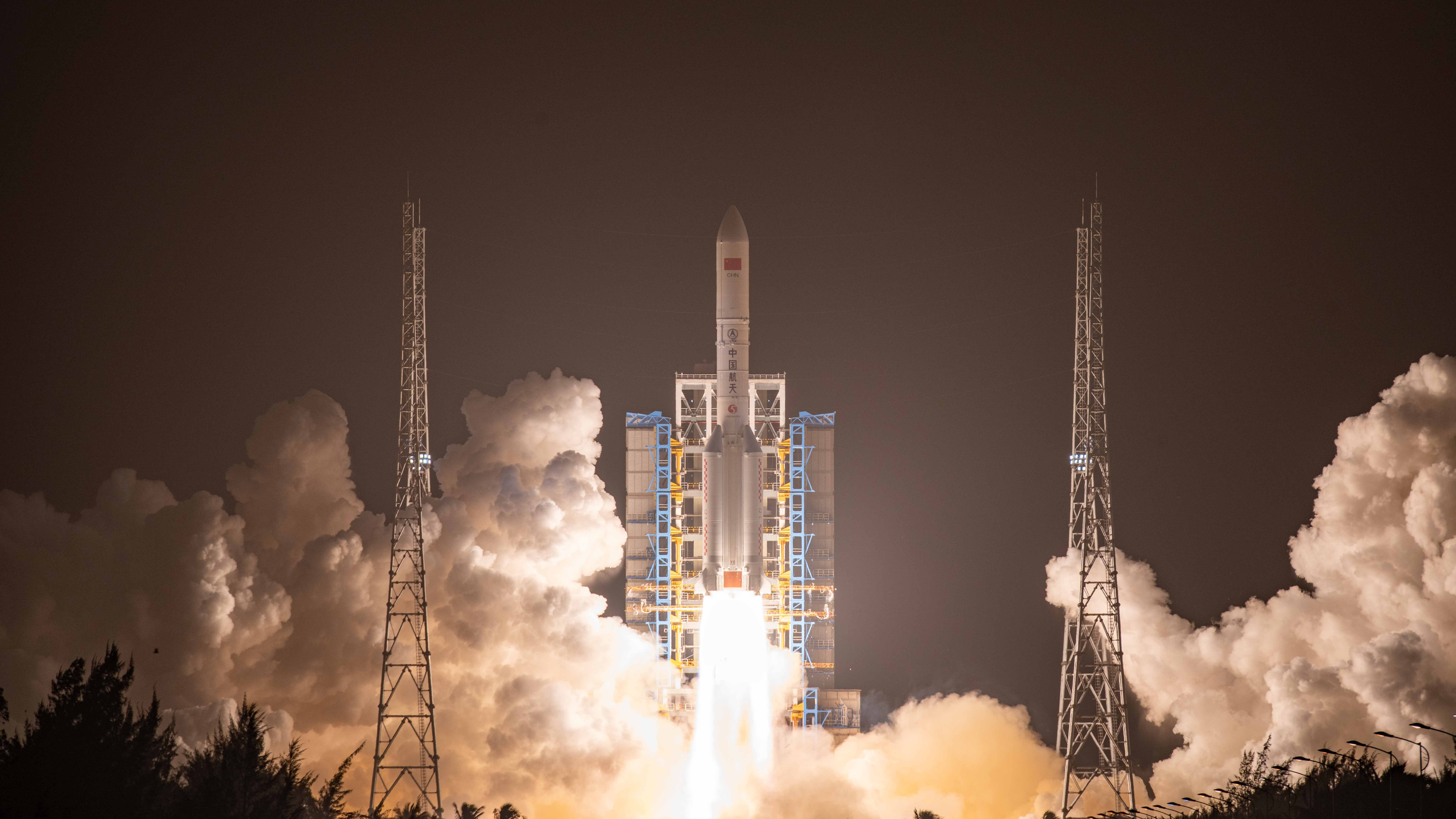 A Long March-5 Y6 carrier rocket carrying the Yaogan-41 satellite blasts off from the Wenchang Spacecraft Launch Site in south China's Hainan Province, December 15, 2023. /CMG
