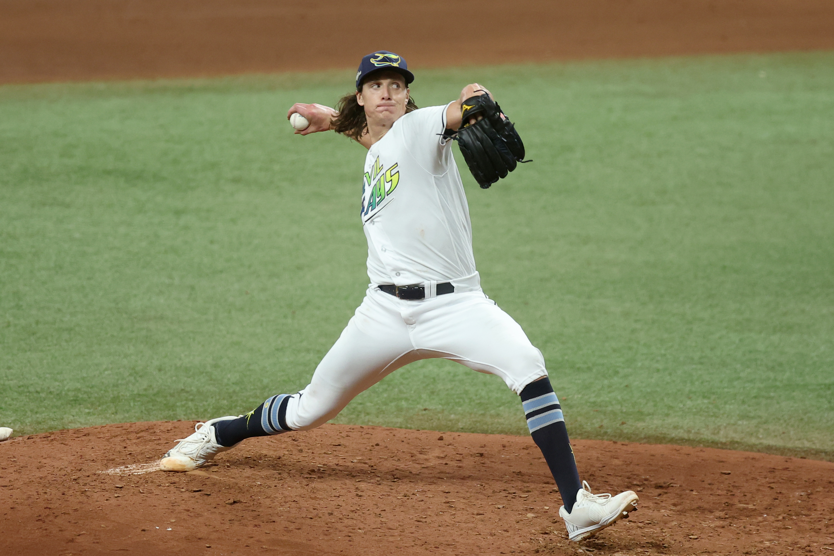 Tyler Glasnow of the Tampa Bay Rays pitches in Game 1 of the American League Wild Card Series against the Texas Rangers at Tropicana Field in St Petersburg, Florida, October 3, 2023. /CFP 