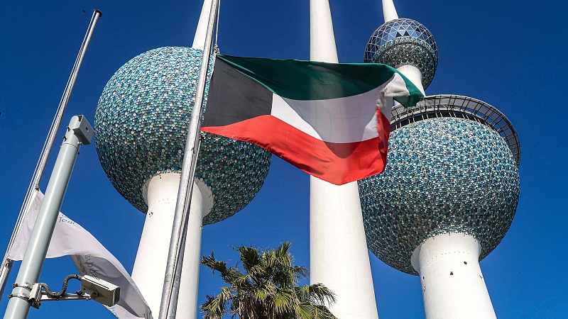 Kuwait's national flags are lowered to the half-mast position outside the landmark Kuwait Towers in Kuwait City as the Gulf country mourns the death of  Emir Sheikh Nawaf Al-Ahmad Al-Jaber Al-Sabah, December 16, 2023. /CFP