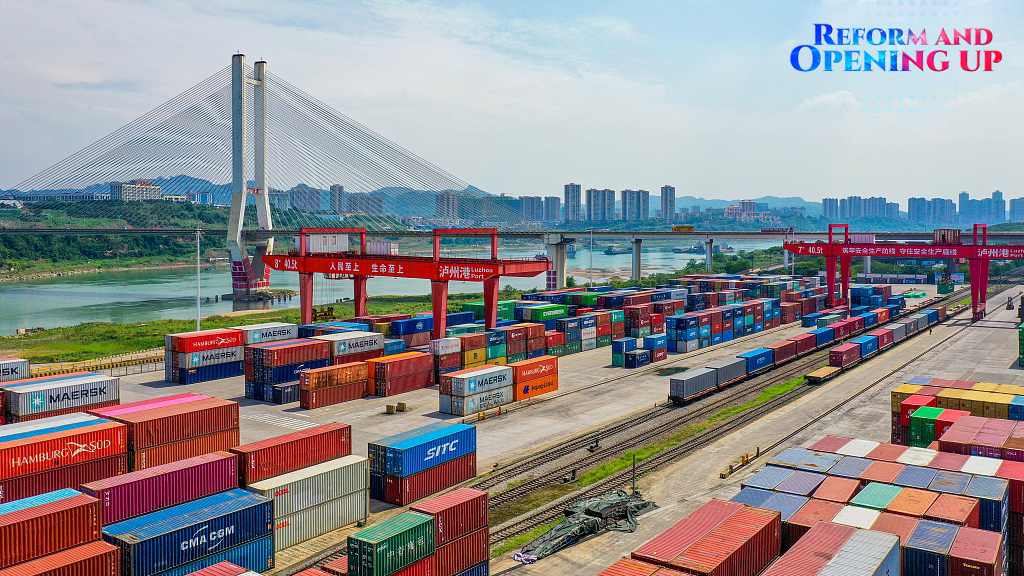 How China develops through comprehensively deepening reform 