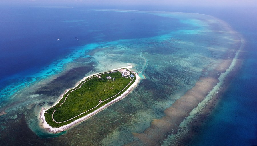 The Jinqing Island of Yongle Islands, located in the Xisha Islands, South China Sea. /Xinhua