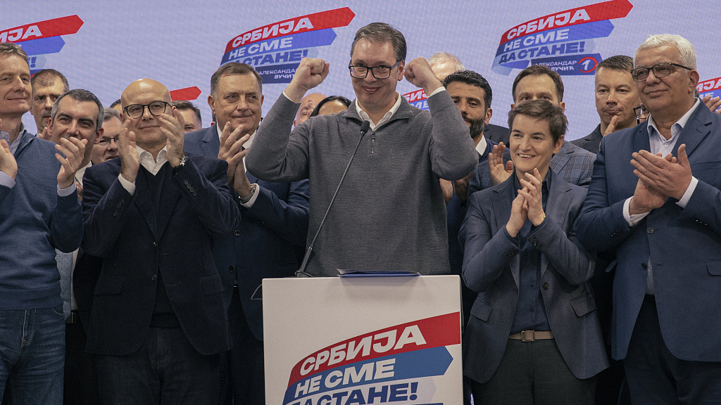 Serbia's ruling party claims absolute majority in snap election