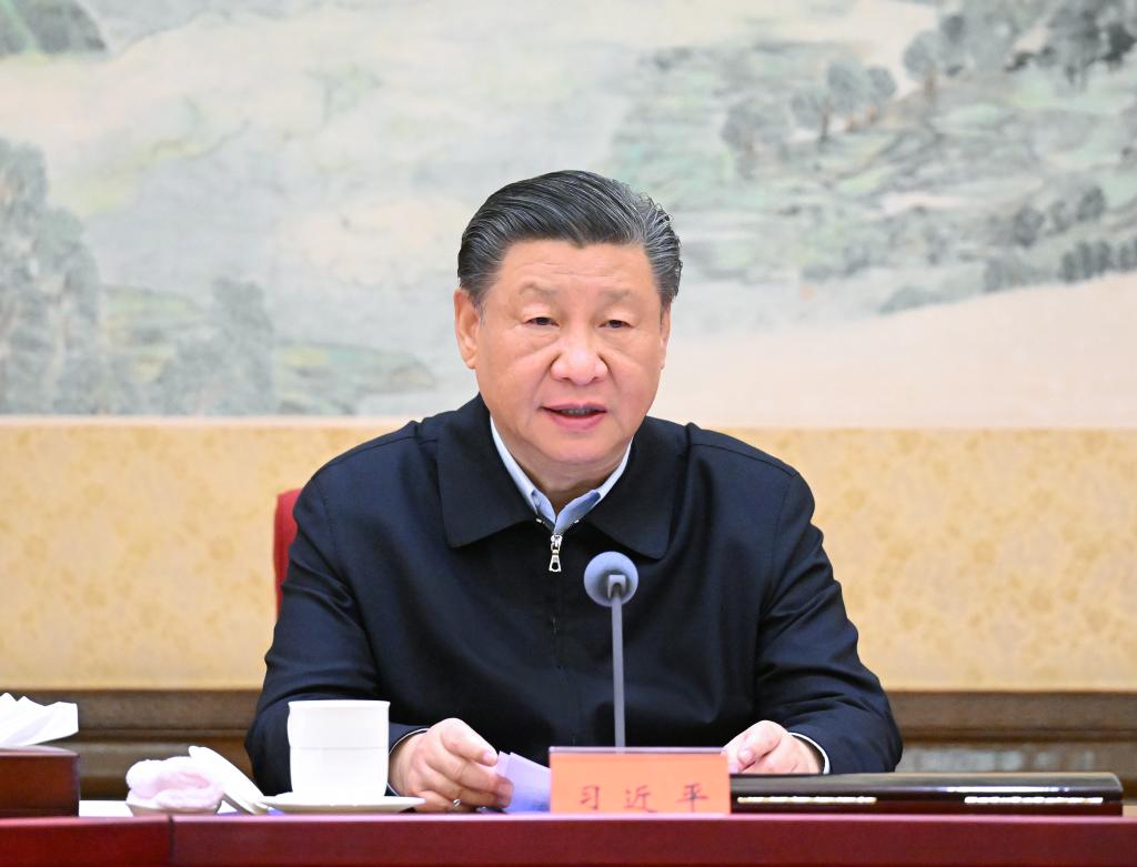 Xi Jinping, general secretary of the CPC Central Committee, delivers an important speech as he chairs the criticism and self-criticism meeting of the Political Bureau of the CPC Central Committee. The meeting was held from Thursday to Friday. /Xinhua