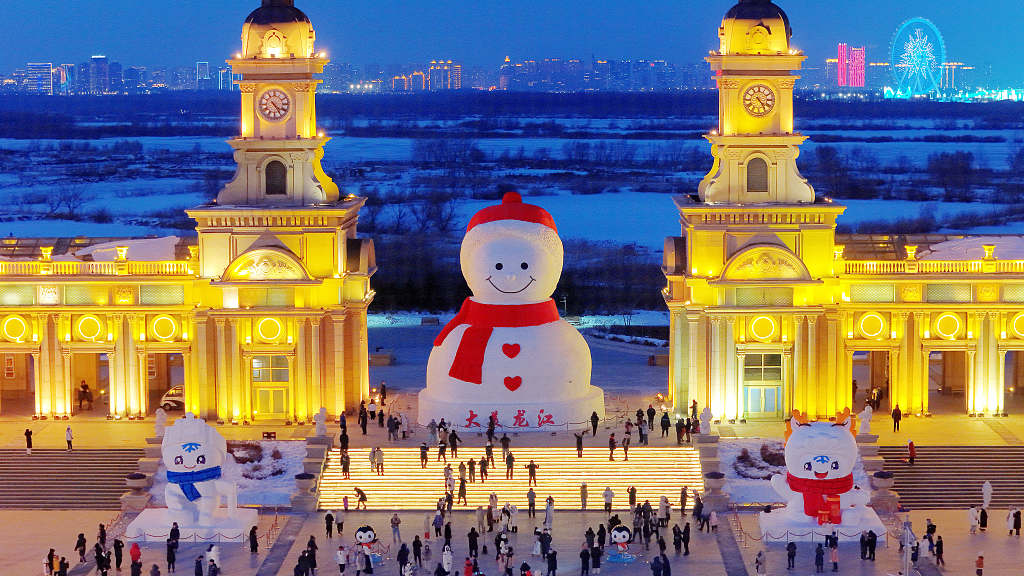 Live: Giant snowman makes annual appearance in Harbin, NE China – Ep. 2