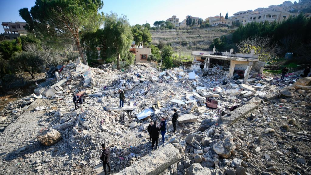 The buildings destroyed by an Israeli warplane in Bint Jbeil, Lebanon, December 27, 2023. /Xinhua