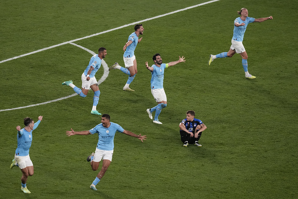 Manchster City players celebrate their 1-0 win at the end of the Champions League final at the Ataturk Olympic Stadium in Istanbul, Türkiye, June 10, 2023. /CFP