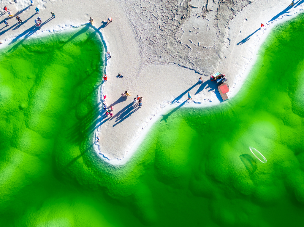 A bird's-eye view of the Emerald Lake, also known as Feicui Lake, is seen in northwest China's Qinghai Province on July 30, 2023. /CFP