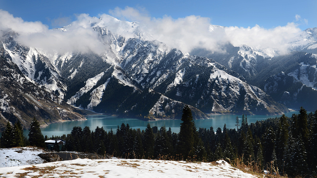 Live: Dive into the Heavenly Lake in Xinjiang – A majestic natural wonder – Ep. 2