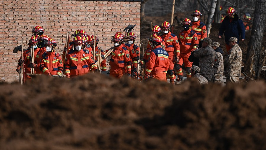 Rescuers are in operation at Jintian Village of Minhe County in Haidong City, northwest China's Qinghai Province, December 19, 2023. /Xinhua 
