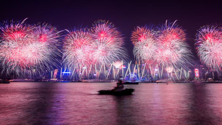 HKSAR, Macao SAR chief executives extend New Year greetings