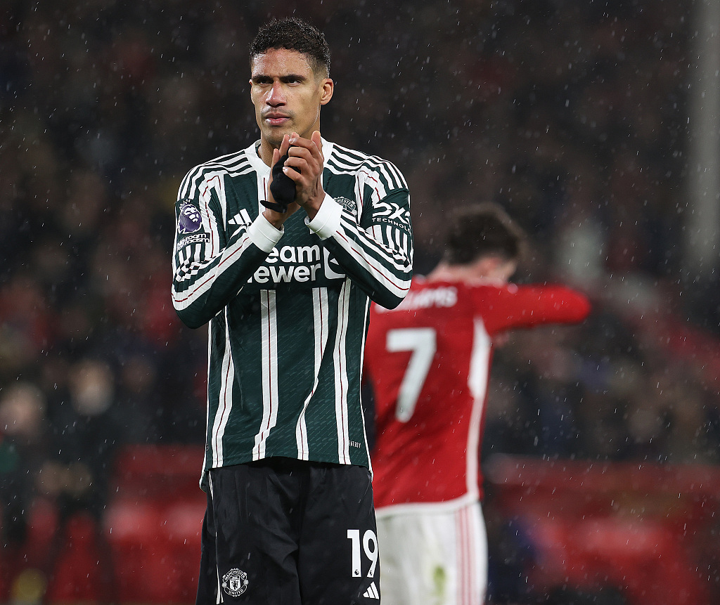 Raphael Varane of Manchester United looks on in the Premier League game against Nottingham Forest at City Ground in Nottingham, England, December 30, 2023. /CFP 