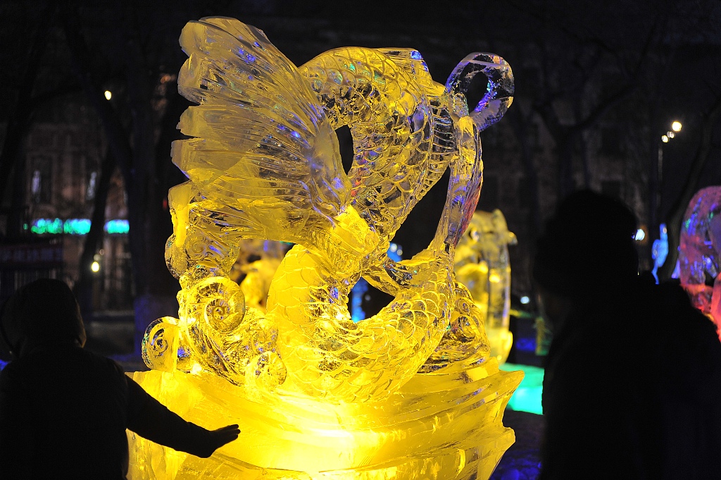 A photo shows an ice sculpture at Zhaolin Park in Harbin, Heilongjiang on January 1, 2024. /CFP