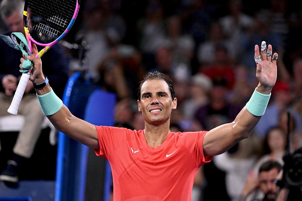 Rafael Nadal gestures to spectators after winning the Brisbane International first round in Brisbane, Australia, January 3, 2024. /CFP