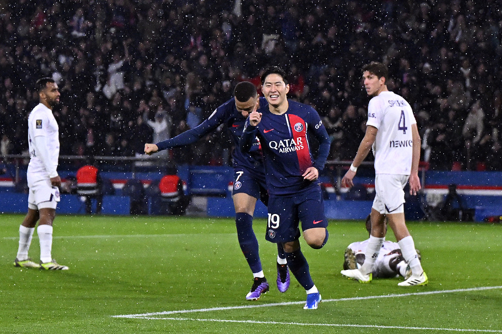 Paris Saint-Germain's Lee Kang-in reacts after scoring during their Champions Trophy clash with Toulouse at the Parc des Princes stadium in Paris, France, January 3, 2024. /CFP