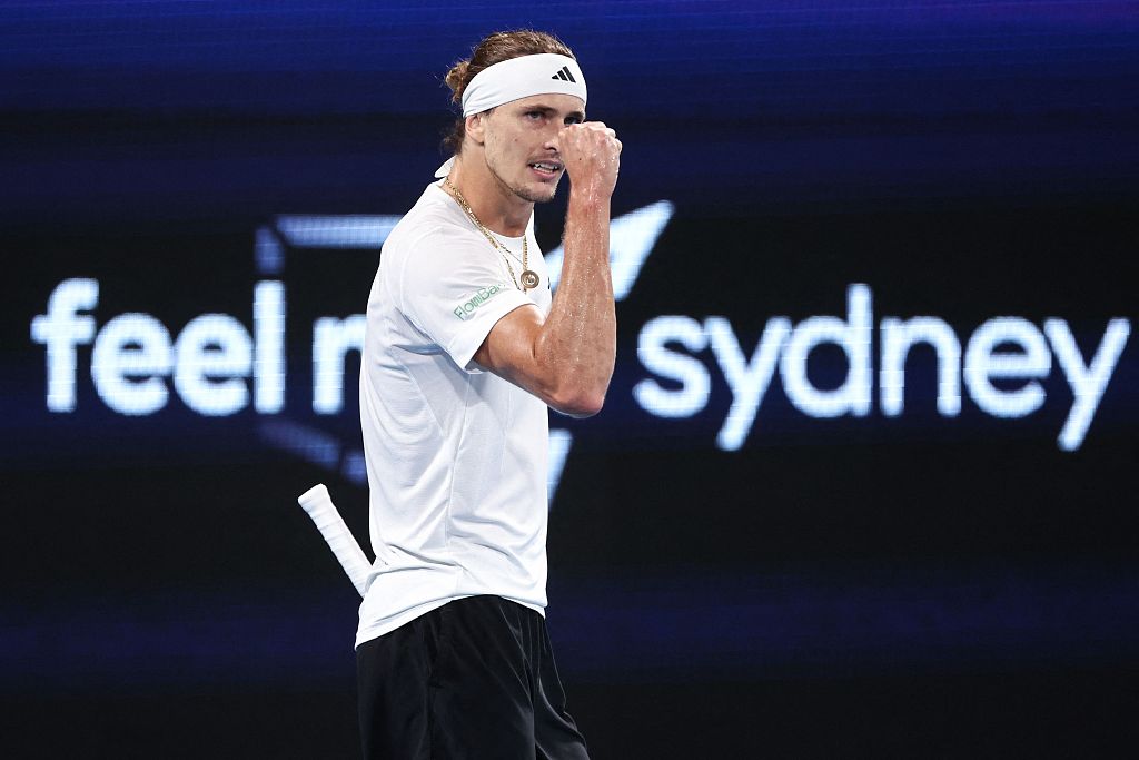 Alexander Zverev of Germany reacts during his singles match against Hubert Hurkacz at Ken Rosewall Arena in Sydney, Australia, January 7, 2024. /CFP